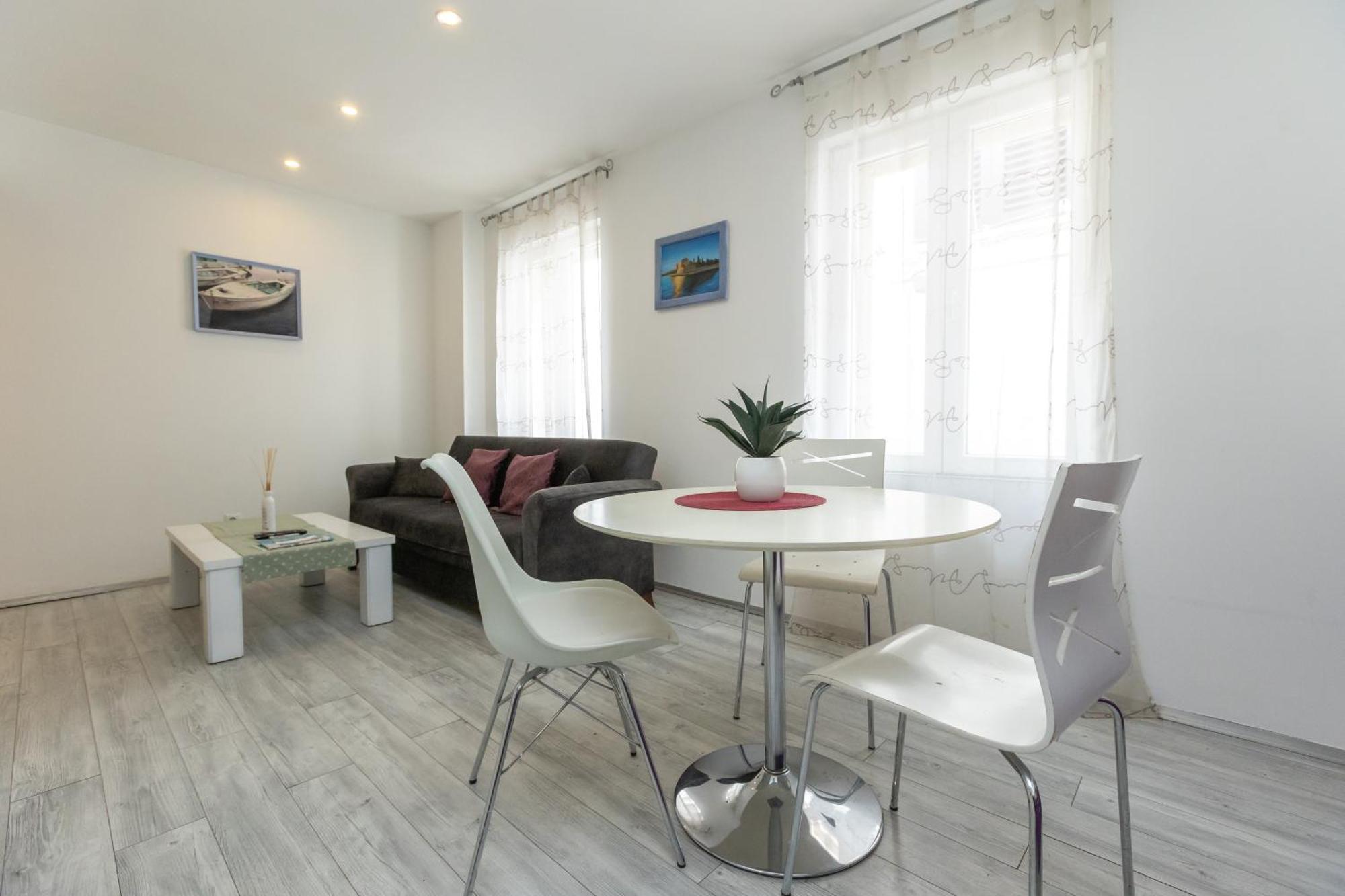 Alpha Loft 1Br Apartment In Center Zadar Exteriör bild