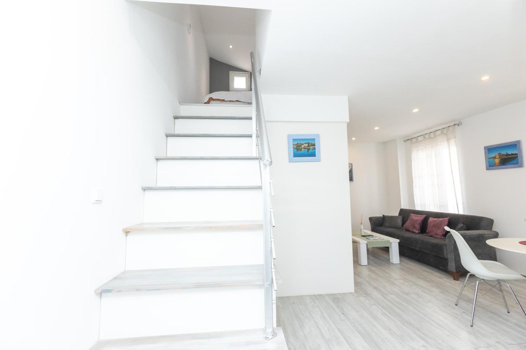 Alpha Loft 1Br Apartment In Center Zadar Exteriör bild